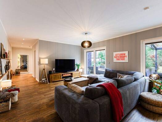 Einfamilienhaus zum Kauf 749.000 € 3,5 Zimmer 142 m² 1.202 m² Grundstück Lentföhrden 24632