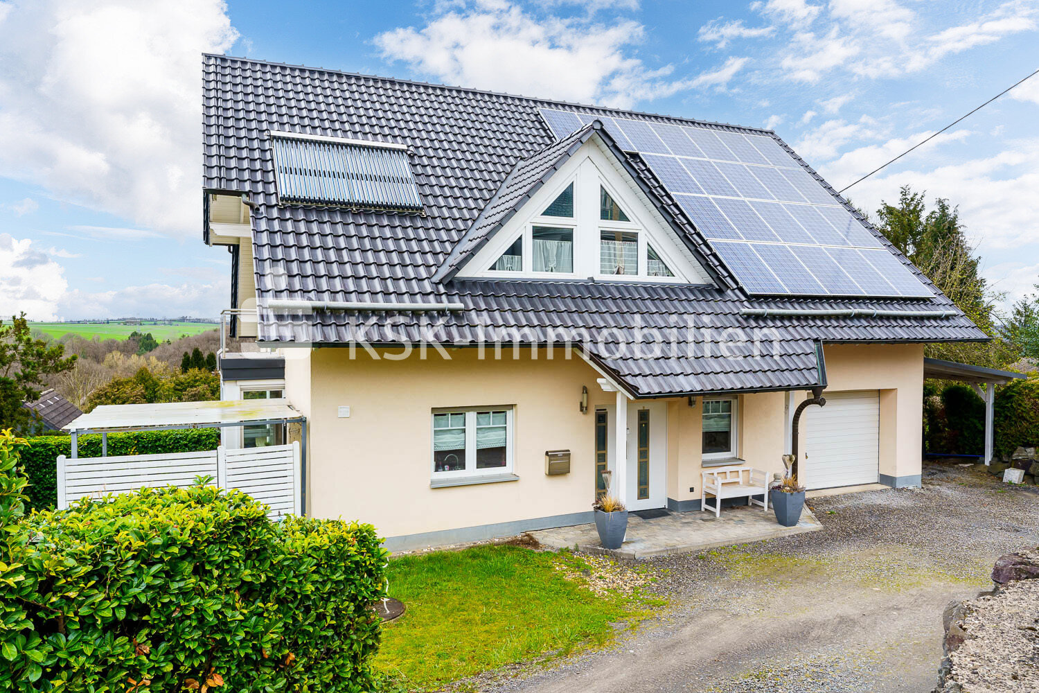 Einfamilienhaus zum Kauf 369.000 € 4 Zimmer 129,6 m²<br/>Wohnfläche 622 m²<br/>Grundstück Kocherscheid Windeck 51570