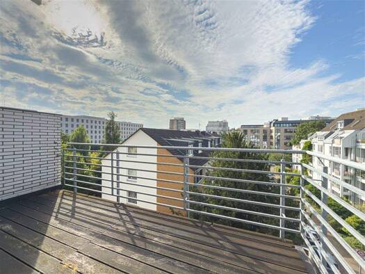 Wohnung zum Kauf als Kapitalanlage geeignet 350.000 € 2 Zimmer 68 m² Golzheim Düsseldorf 40474