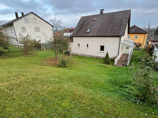 Grundstück zum Kauf 195.000 € 759 m² Grundstück Baugenehmigung vorhanden frei ab sofort Fröhlichstraße 16 Ettmannsdorf Schwandorf 92421