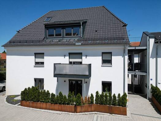 Wohnung zur Miete 945 € 4 Zimmer 105 m² Neukirchen Neuburg am Inn 94127