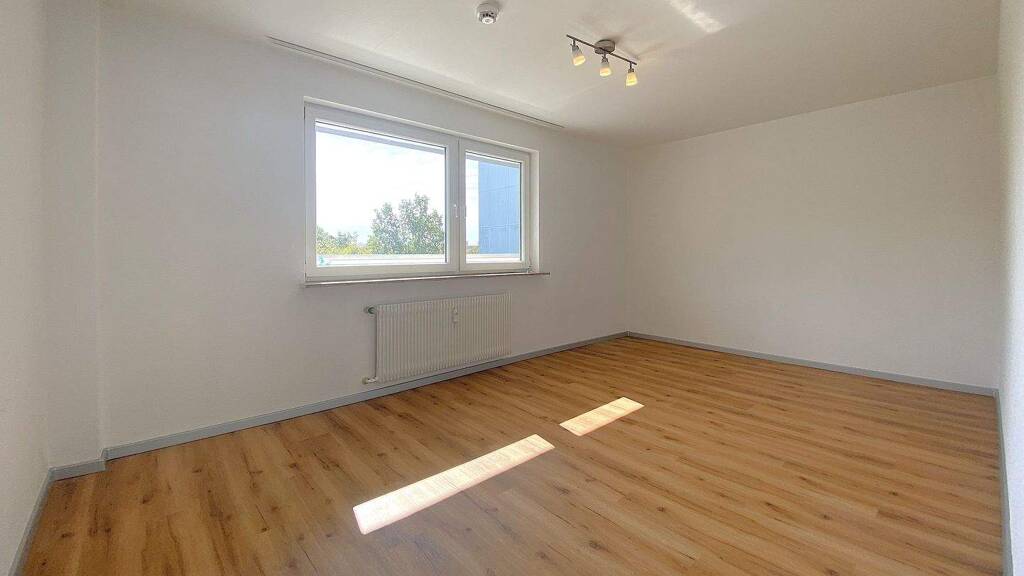 Wohnung zum Kauf 265.000 € 3 Zimmer 69 m² Bruck Erlangen 91058