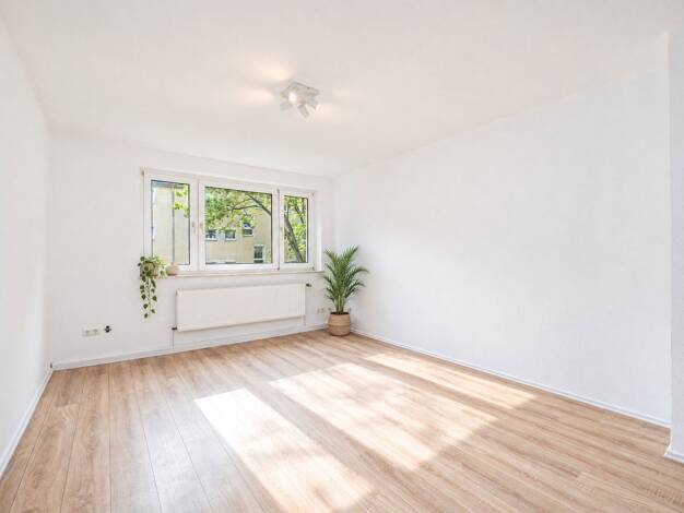 Wohnung zum Kauf provisionsfrei 88.000 € 3 Zimmer 57 m² 2. Geschoss Innenstadt Hof 95030