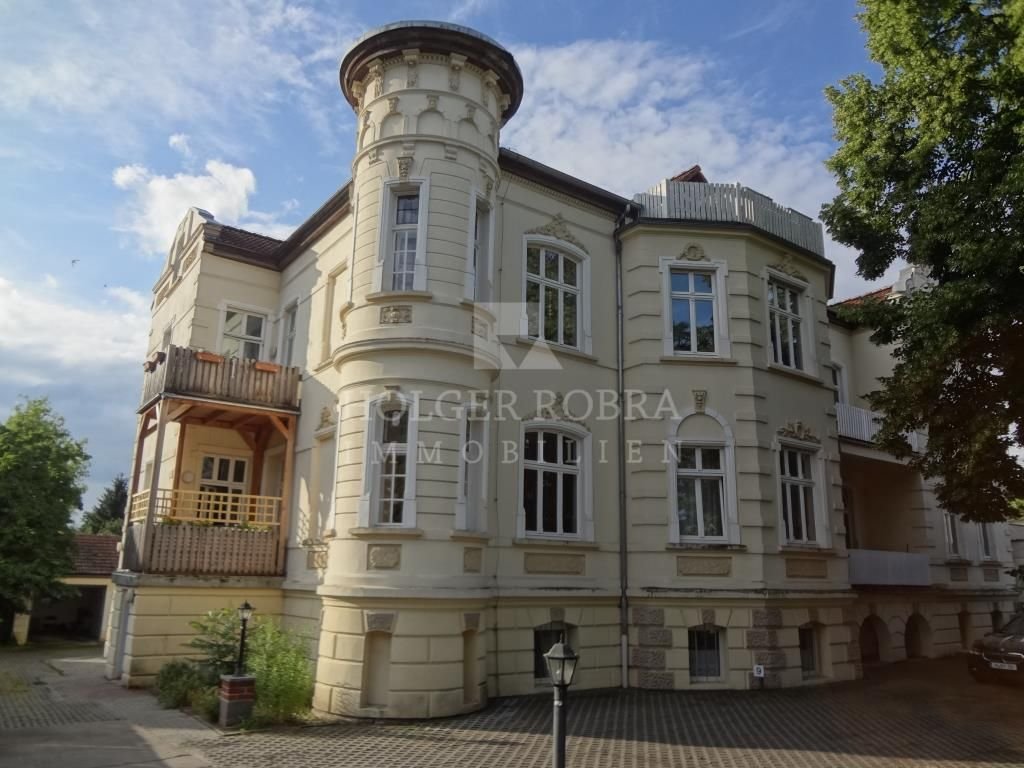 Wohnung zum Kauf 94.300 € 3 Zimmer 78,6 m²<br/>Wohnfläche Stendaler Straße 3 Gardelegen Gardelegen 39638