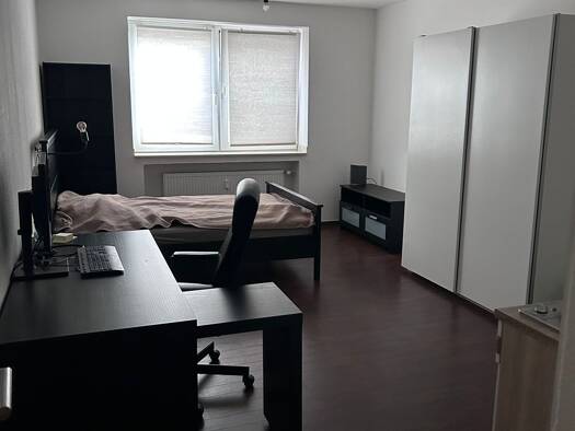 Wohnung zur Miete 410 € 1 Zimmer 29 m² Geschoss 3/4 frei ab 01.07.2026 Friedrichstadt Düsseldorf 40215