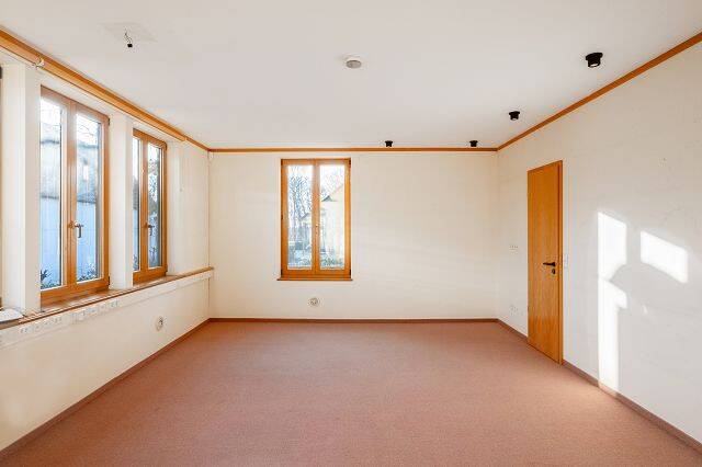 Property thumbnail 8