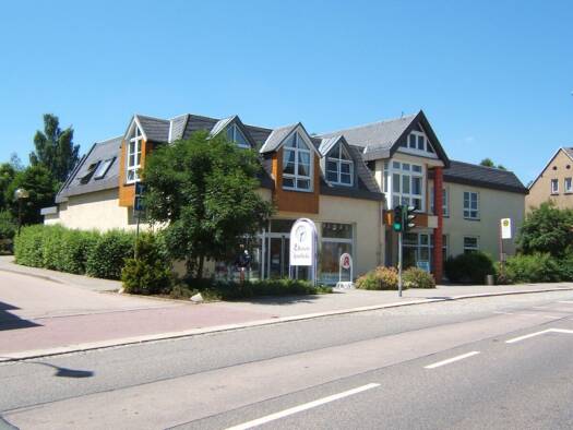 Wohnung zur Miete 303 € 6 Zimmer 121 m² Glauchauer Straße 37 a Lichtenstein Lichtenstein 09350