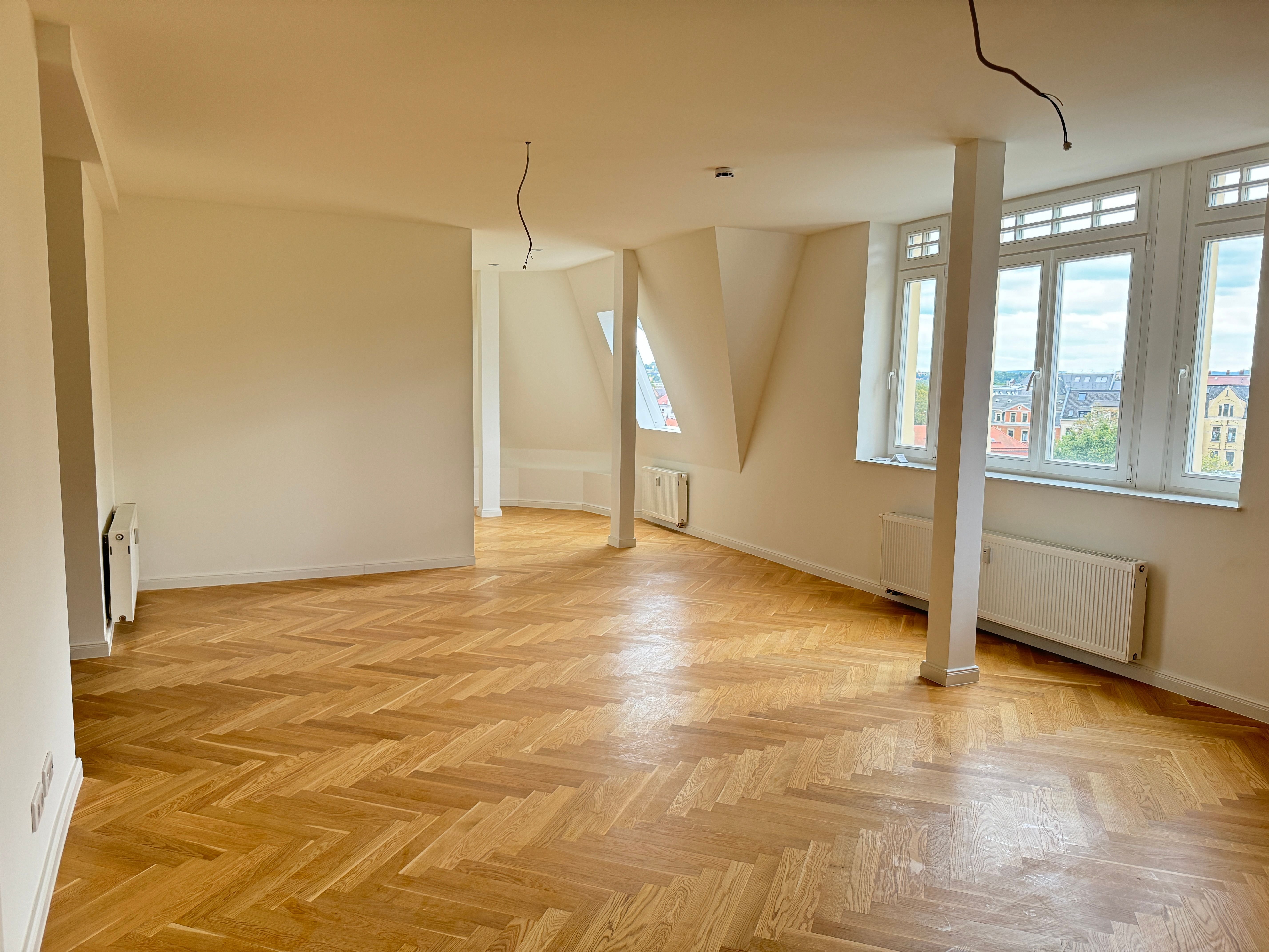 Wohnung zur Miete 450 € 2,5 Zimmer 69,7 m²<br/>Wohnfläche 4.<br/>Geschoss Lutherstraße 11 Mitte - West 135 Zwickau 08056