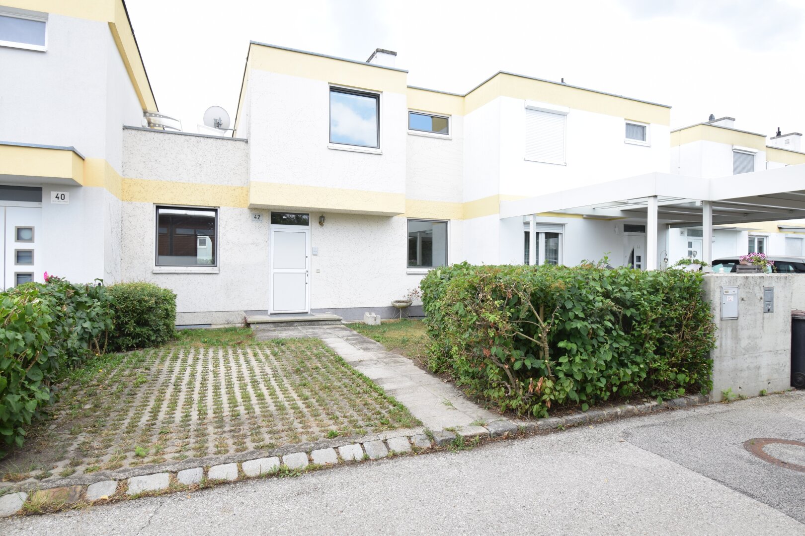 Reihenmittelhaus zum Kauf 299.000 € 4 Zimmer 110,4 m²<br/>Wohnfläche Wiener Neustadt 2700