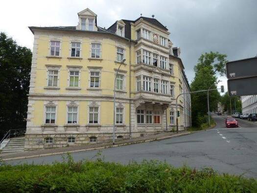 Wohnung zur Miete 395 € 3 Zimmer 84 m² frei ab sofort Bärensteiner Straße 1 Annaberg Annaberg-Buchholz 09456