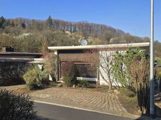 Einfamilienhaus zum Kauf 490.000 € 6 Zimmer 161 m² 471 m² Grundstück Am Röckerskopf 24 Lorsbach Hofheim 65719