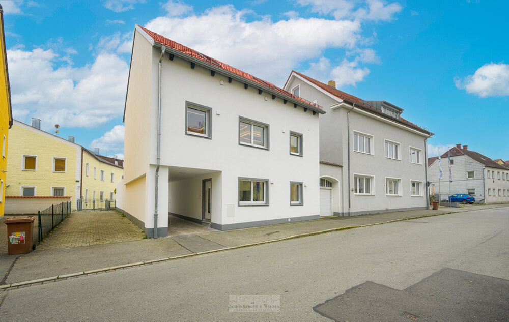 Mehrfamilienhaus zum Kauf 969.000 € 7 Zimmer 187 m²<br/>Wohnfläche 174 m²<br/>Grundstück Planungsbezirk 107 Straubing 94315