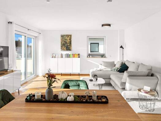 Wohnung zum Kauf 450.000 € 3 Zimmer 94 m² 1. Geschoss frei ab 01.02.2026 Großmehring 85098