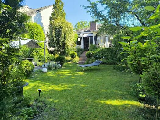 Einfamilienhaus zum Kauf 848.000 € 4 Zimmer 169 m² 562 m² Grundstück frei ab 01.09.2026 Neuenhain Bad Soden am Taunus / Neuenhain 65812