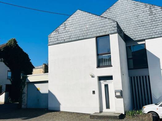 Wohnung zur Miete 1.100 € 4 Zimmer 95 m² Geschoss 1/2 frei ab sofort Kasel 54317