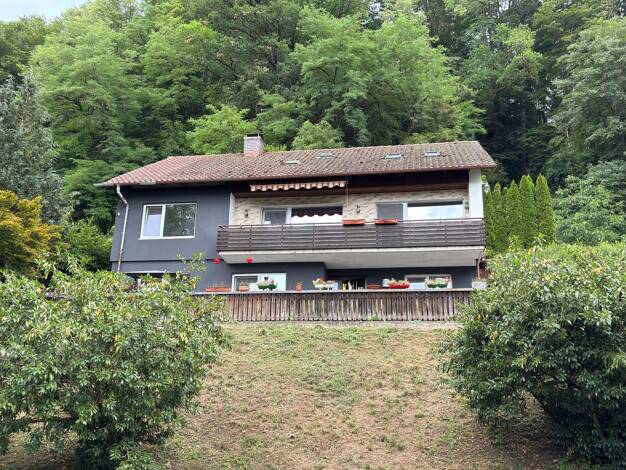 Mehrfamilienhaus zum Kauf 449.000 € 10 Zimmer 244,9 m² 1.973 m² Grundstück Untergröningen Abtsgmünd 73453