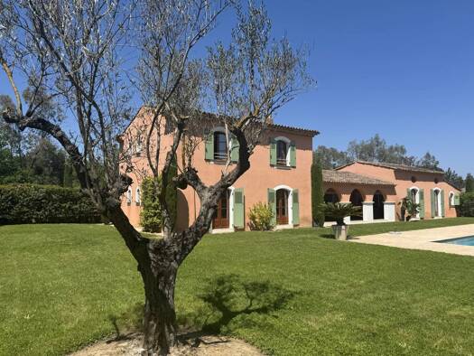 Einfamilienhaus zum Kauf 1.690.000 € 242 m² 2.050 m² Grundstück Grimaud 83310