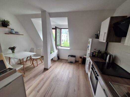 Wohnung zur Miete 905 € 3 Zimmer 85 m² frei ab 01.10.2026 Südvorstadt Süd 04275