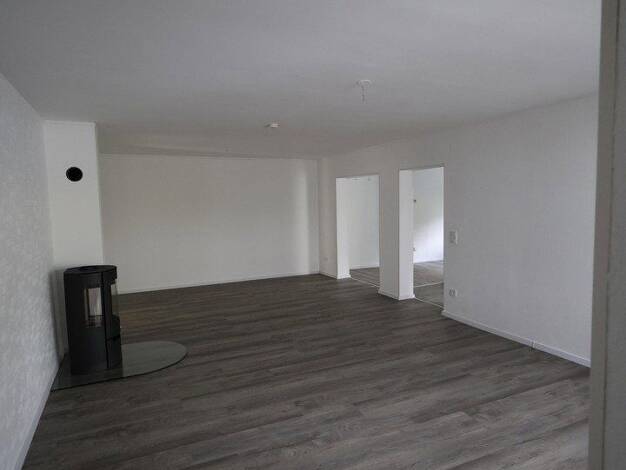 Wohnung zur Miete 1.200 € 4 Zimmer 136 m² EG frei ab 01.10.2026 Niederzier Niederzier 52382