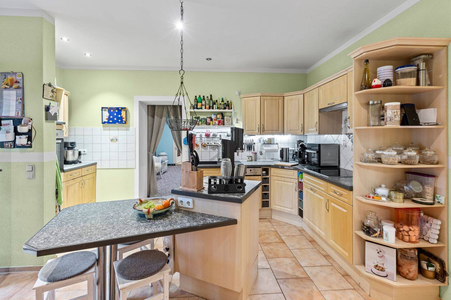 Property thumbnail 9