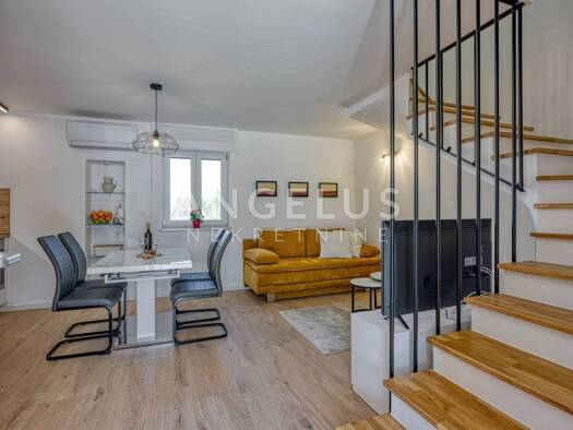 Einfamilienhaus zur Miete 800 € 2 Zimmer 45 m² 20 m² Grundstück Labin 52220
