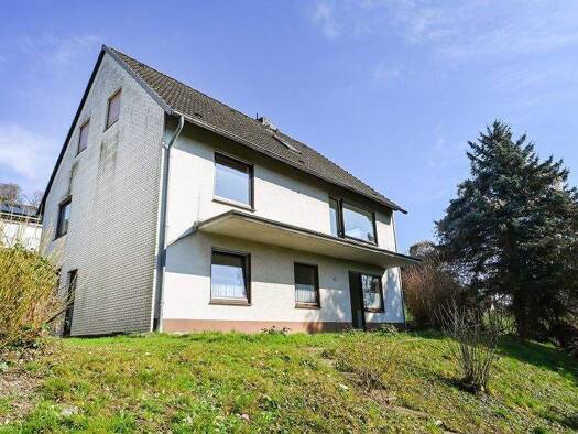 Einfamilienhaus zum Kauf 130.000 € 6 Zimmer 149 m² 679 m² Grundstück Kreiensen Einbeck 37574