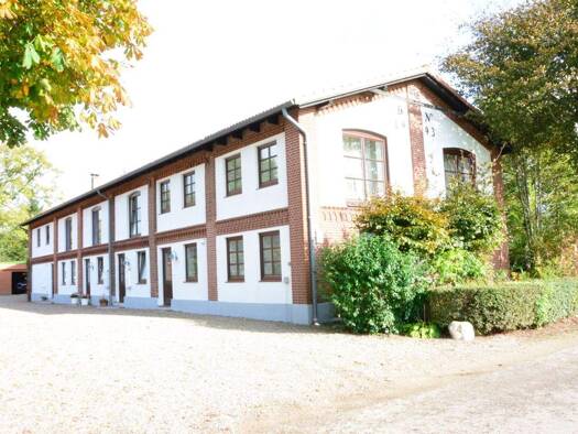 Studio zur Miete 800 € 4 Zimmer 93 m² frei ab 01.04.2026 Rehberg 4 Satrup Mittelangeln 24986