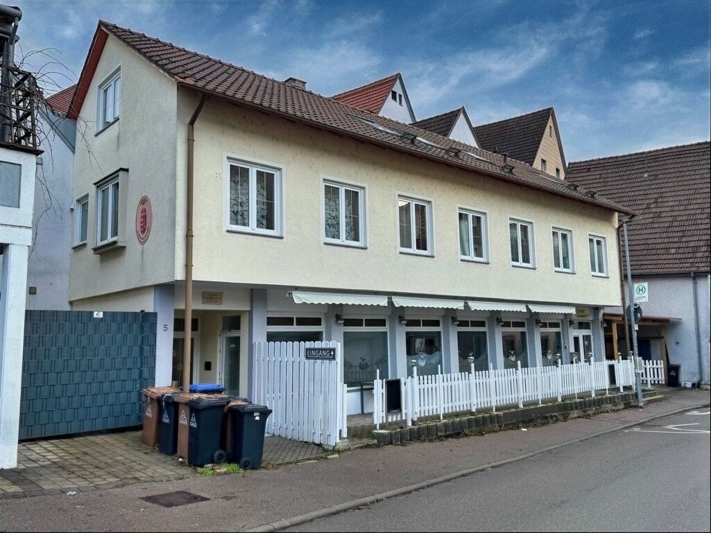 Mehrfamilienhaus zum Kauf 450.000 € 8 Zimmer 145,4 m²<br/>Wohnfläche 146 m²<br/>Grundstück Giengen Giengen 89537