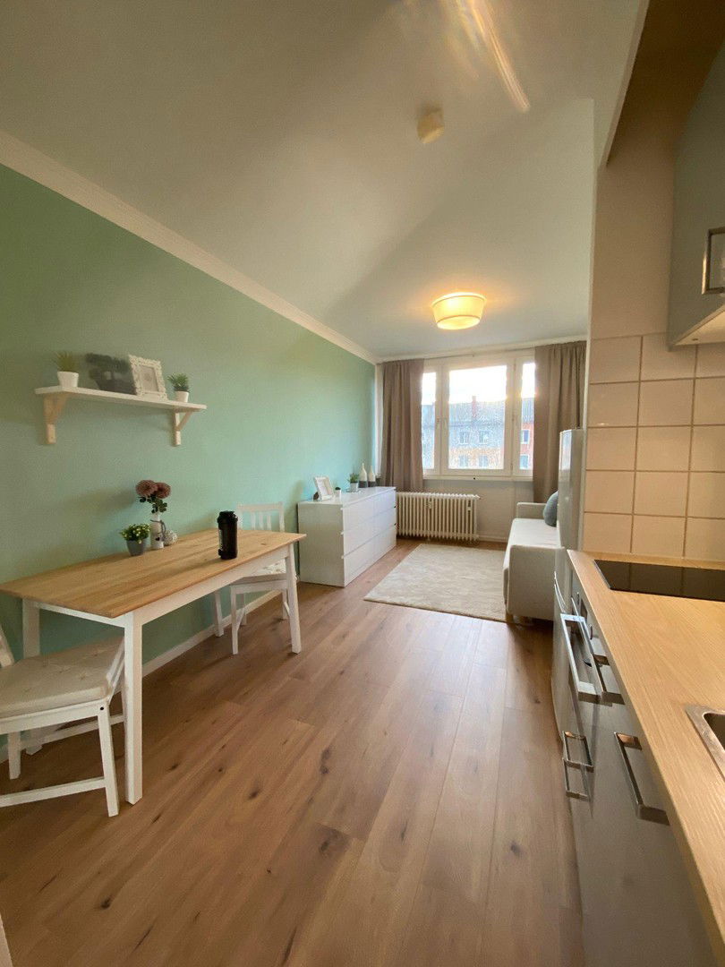 Wohnung zur Miete 1.100 € 1 Zimmer 25 m²<br/>Wohnfläche 5.<br/>Geschoss Klagenfurter Str. Ramersdorf München 81669