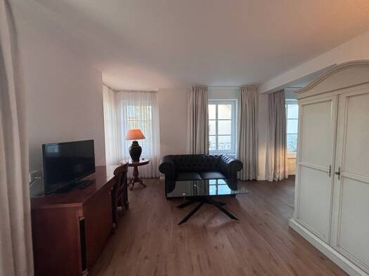 Wohnung zur Miete 1.300 € 2 Zimmer 50 m² Geschoss 1/3 frei ab 01.11.2026 Hauptstraße 11 Goldach Hallbergmoos 85399