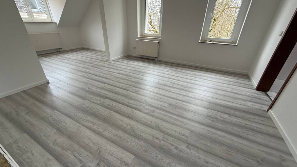 Wohnung zur Miete 240 € 2 Zimmer 44 m² Augsburger Straße 68 Bernsdorf Chemnitz 09126