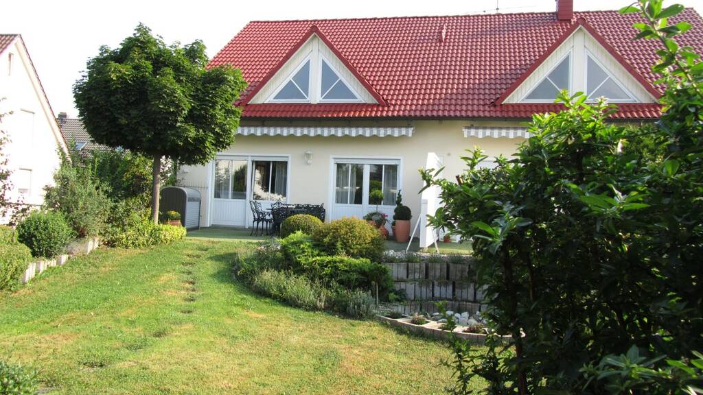 Maisonette zur Miete 800 € 2,5 Zimmer 84 m² 2 Geschosse frei ab 01.07.2026 Röttenbach 91341