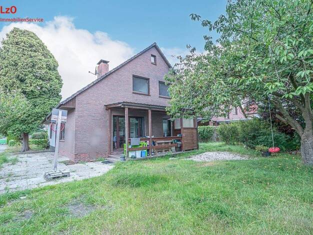 Einfamilienhaus zum Kauf 275.000 € 10 Zimmer 237,6 m² 892 m² Grundstück frei ab sofort Zetel 26340