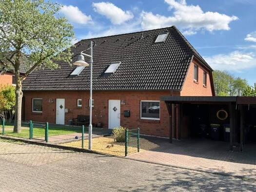 Doppelhaushälfte zum Kauf 165.000 € 5 Zimmer 112 m² 294 m² Grundstück Lübesse 19077