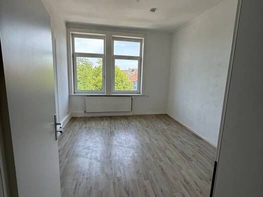 Studio zur Miete 1.045 € 4 Zimmer 95 m² 4. Geschoss frei ab 16.10.2025 Vahrenwalder Str 167 Vahrenwald Hannover 30165