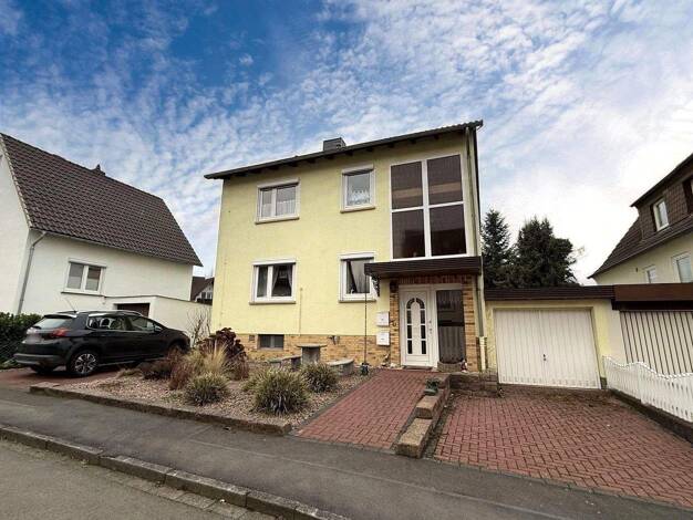 Mehrfamilienhaus zum Kauf 250.000 € 6 Zimmer 121,7 m² 486 m² Grundstück Sandershausen Niestetal 34266