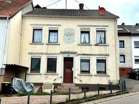 Mehrfamilienhaus zum Kauf 159.000 € 6 Zimmer 148 m²<br/>Wohnfläche 178 m²<br/>Grundstück Nalbach Nalbach 66809