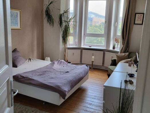 Wohnung zur Miete 560 € 2 Zimmer 49,5 m² 4 Geschosse frei ab sofort Königsweg 58 Südfriedhof Kiel 24114