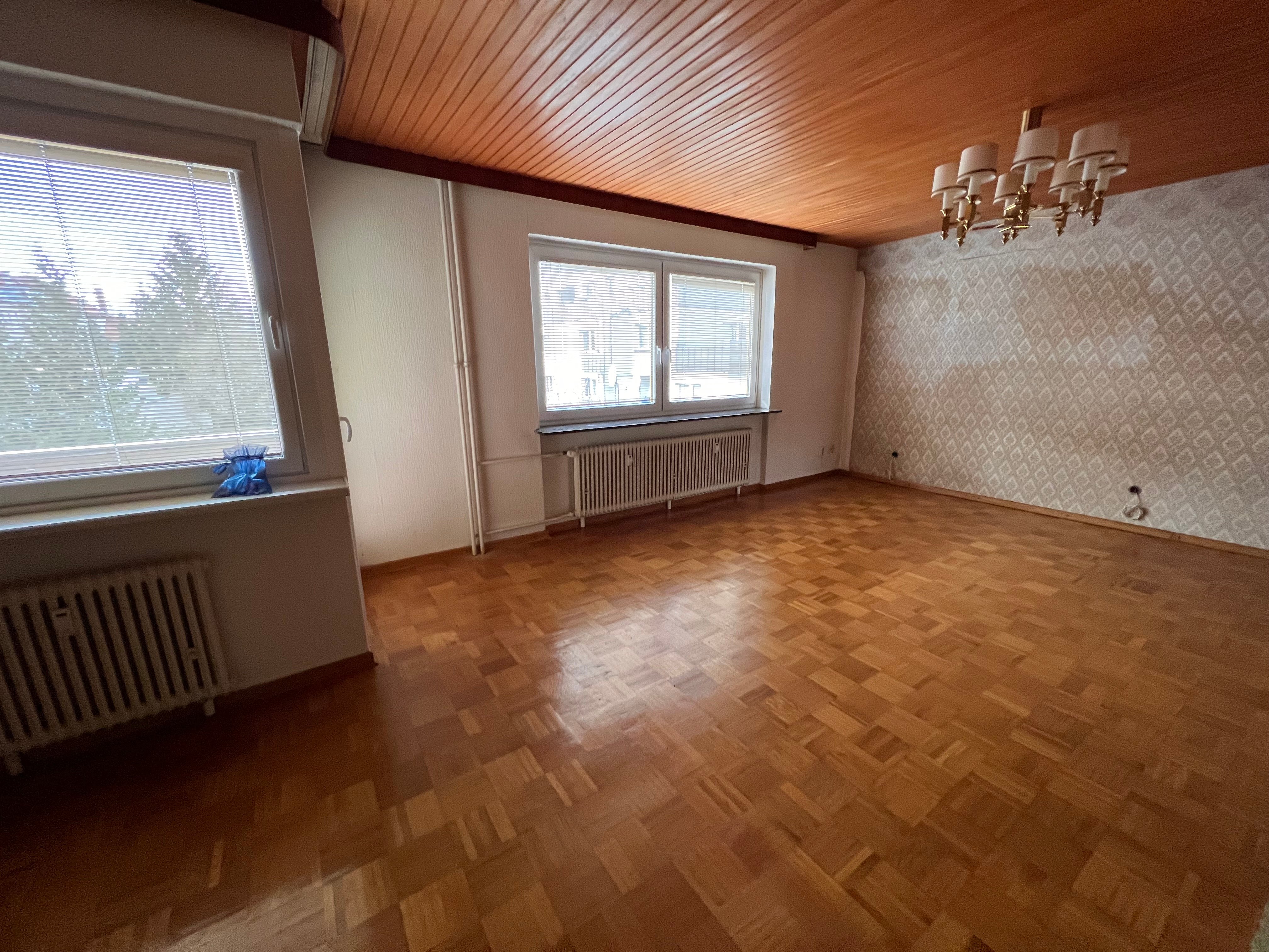 Wohnung zum Kauf 319.000 € 2 Zimmer 82,6 m²<br/>Wohnfläche 1.<br/>Geschoss ab sofort<br/>Verfügbarkeit Reinickendorf Berlin 13409