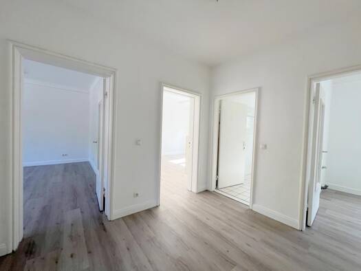 Bürogebäude zur Miete 1.834 € 3 Zimmer 87,4 m² Bürofläche Volksdorf Hamburg 22359