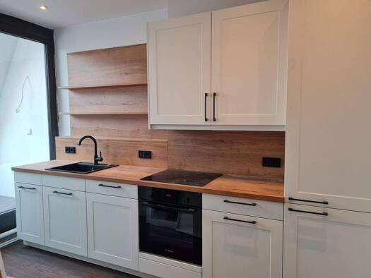 Wohnung zur Miete 1.700 € 3 Zimmer 74 m² 4. Geschoss frei ab sofort Landshuter Allee Neuhausen-Nymphenburg München 80637