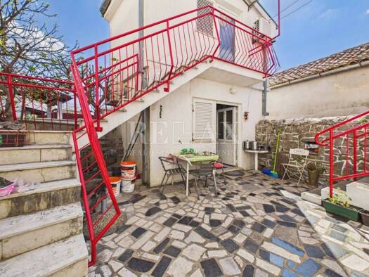 Haus zum Kauf 315.000 € 8 Zimmer 130 m² Jadranovo, Crikvenica Jadranovo