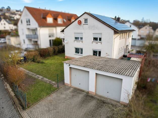 Mehrfamilienhaus zum Kauf 299.000 € 9 Zimmer 251 m² 682 m² Grundstück Beverungen Beverungen 37688
