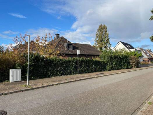 Bungalow zum Kauf 795.000 € 250 m² 1.000 m² Grundstück frei ab 01.04.2026 Höhenweg 140 Sterkrade-Nord Oberhausen 46147