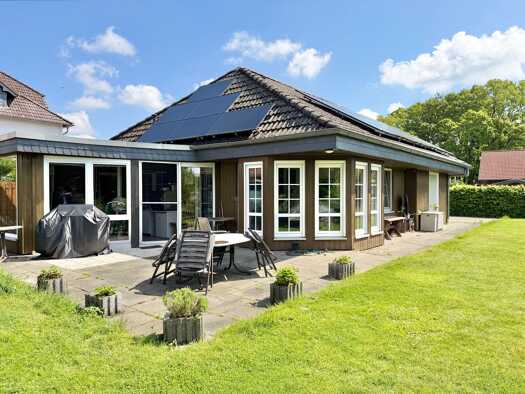 Bungalow zum Kauf 450.000 € 1 Zimmer 182 m² 1.000 m² Grundstück Dollbergen Uetze 31311