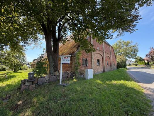 Haus zum Kauf 140.000 € 10 Zimmer 700 m² 2.513 m² Grundstück Roggenstorf Roggenstorf 23936