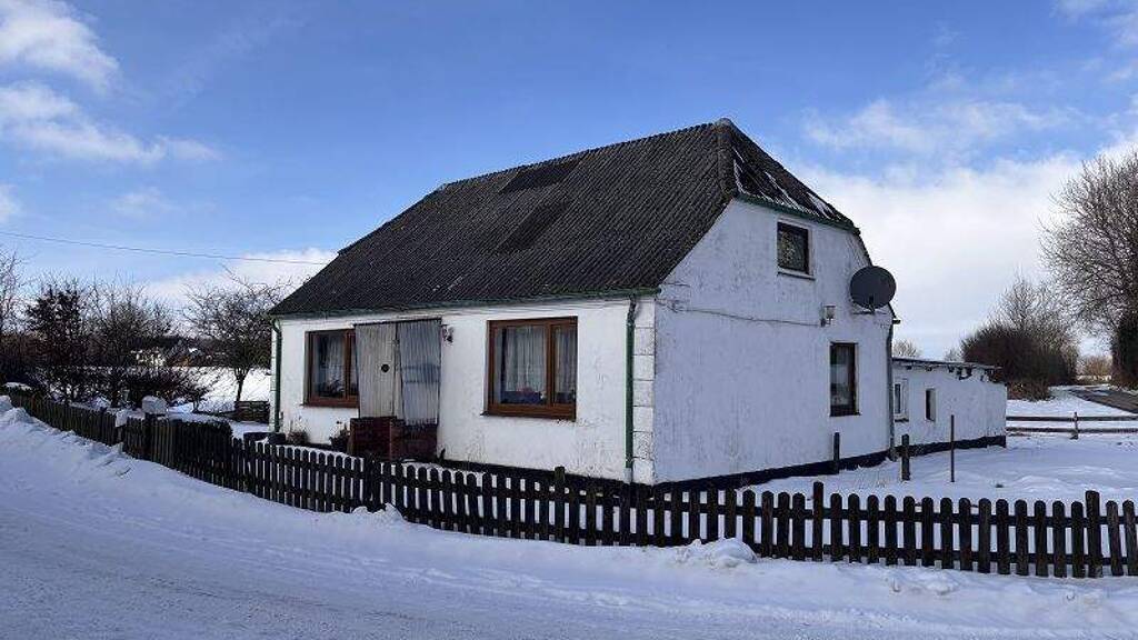 Haus zum Kauf 78.000 € 3 Zimmer 72,1 m² 804 m² Grundstück Großsolt 24991