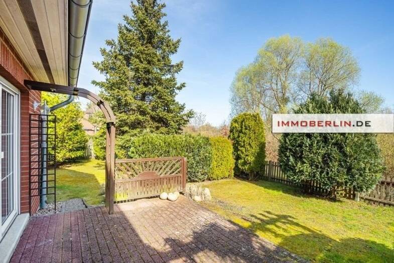 Doppelhaushälfte zum Kauf 550.000 € 5 Zimmer 108 m² 400 m² Grundstück frei ab sofort Fahrland Potsdam 14476