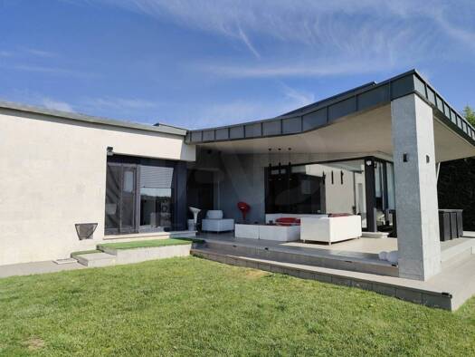 Villa zum Kauf 680.000 € 4 Zimmer 350 m² 1.500 m² Grundstück Villalobón 34419