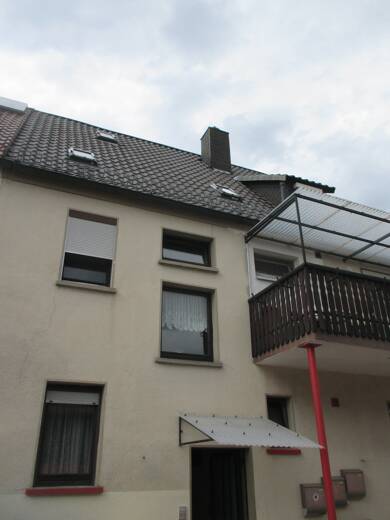 Mehrfamilienhaus zum Kauf als Kapitalanlage geeignet 359.000 € 195 m² 695 m² Grundstück Bergrheinfeld Bergrheinfeld 97493